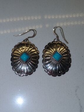 Turquoise Center Sterling Silver Scalloped Drop Earrings